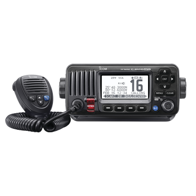 Radio VHF Móvil Marino, Función de cancelación de ruido, GPS interconstruido, Salida de potencia de 10W, Bocina Manual, Elimina Residuos de Agua de la Bocina, IPX7 Sumergible, Color Negro.