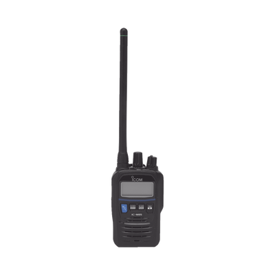 Radio VHF Portátil, Intrínsicamente Seguro, 5 W de Potencia de RF, Certificado UL, Opción de Uso en Mar y Tierra, Funciones de Emergencia, IP67 y MIL-STD-810G, 11 horas de duración de batería